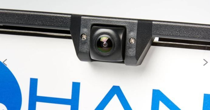 Камера в номерной рамке Phantom UF-36FHD AHD
